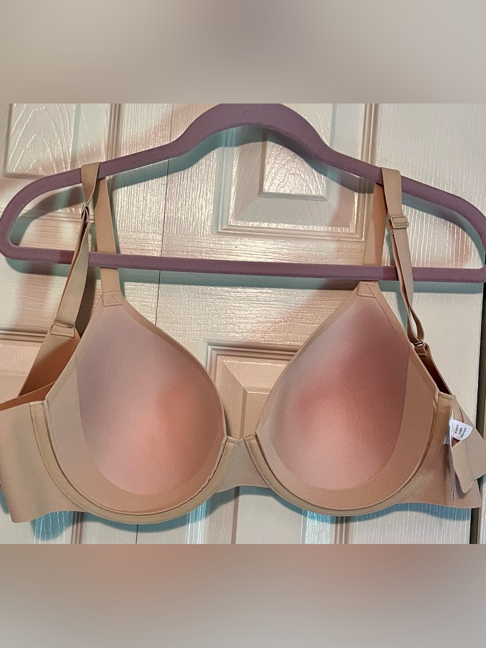 NEW WITHOUT TAGS—SPANXsupersmooth Lightly Lined Underwire Bra—38C—Color: Honey - Picture 3 of 9
